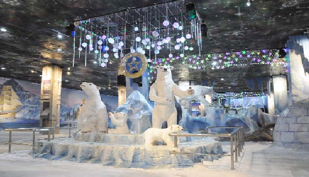 Inauguração do Snow Park no Shopping Paris atrai mais de 20 mil pessoas